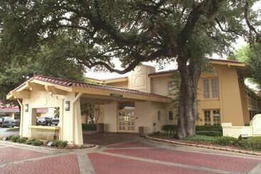 فندق La Quinta Motor Inn