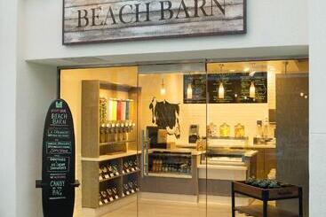 هتل Regent Santa Monica Beach