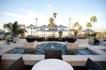 هتل Regent Santa Monica Beach