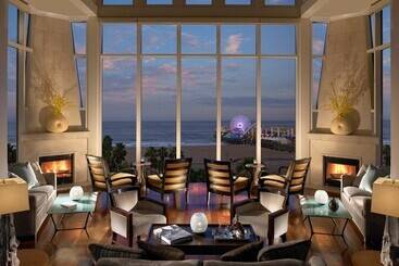 هتل Regent Santa Monica Beach