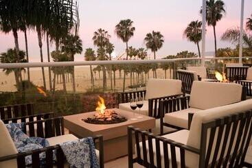 هتل Regent Santa Monica Beach