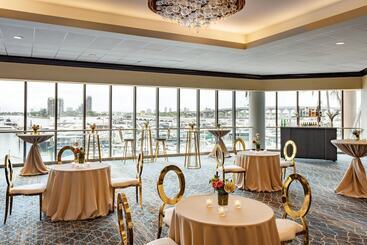 هتل Miami Marriott Biscayne Bay