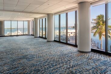 هتل Miami Marriott Biscayne Bay