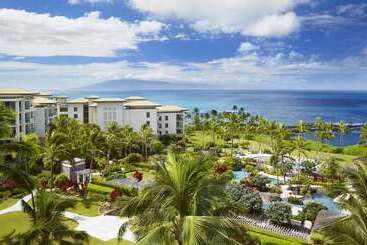 هتل Montage Kapalua Bay