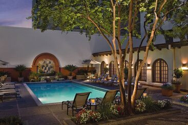 هتل Omni La Mansion Del Rio