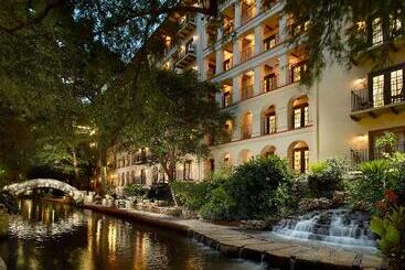 هتل Omni La Mansion Del Rio