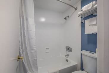 هتل Quality Inn