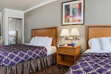 هتل Soma Park Inn