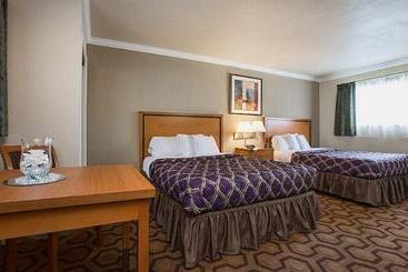 هتل Soma Park Inn
