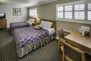 هتل Soma Park Inn
