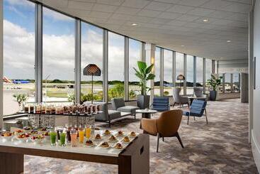 هتل Tampa Airport Marriott
