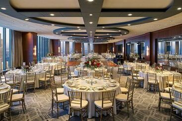 The Marquette Hotel, Curio Collection By Hilton