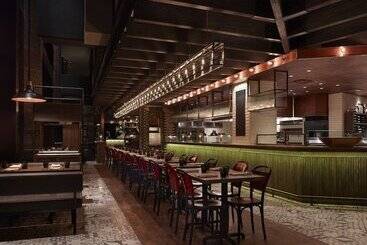 هتل Thompson Chicago, By Hyatt