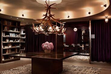 هتل Thompson Chicago, By Hyatt