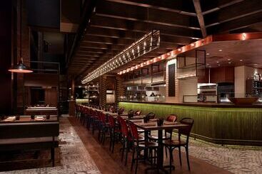 هتل Thompson Chicago, By Hyatt