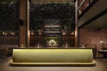 هتل Thompson Chicago, By Hyatt