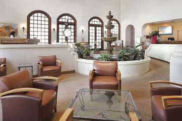 Los Abrigados Resort And Spa