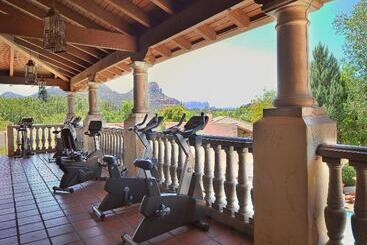 Los Abrigados Resort And Spa