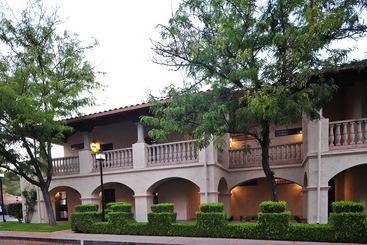 Los Abrigados Resort And Spa