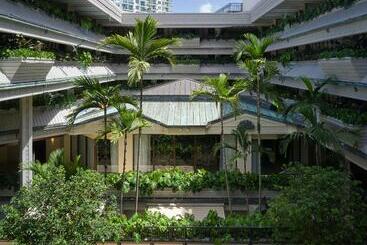 Mayfair House Hotel & Garden