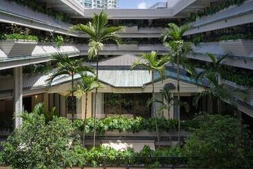 Mayfair House Hotel & Garden