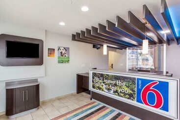 Motel 6 Boise  Airport