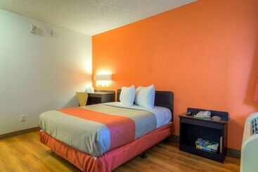 Motel 6 Las Vegas, Nv Tropicana