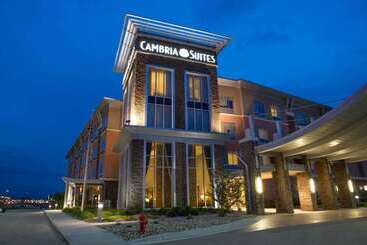 Мотель Cambria Hotel Rapid City Near Mount Rushmore