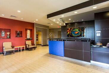 Мотель Cambria Hotel Rapid City Near Mount Rushmore