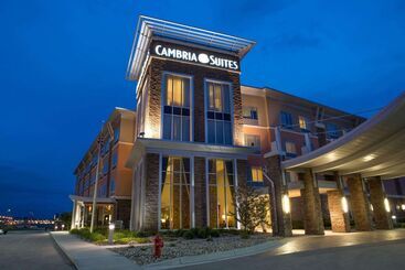 Мотель Cambria Hotel Rapid City Near Mount Rushmore