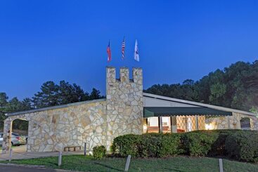 مُتل Knights Inn Austell