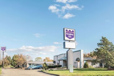 مُتل Knights Inn Canton