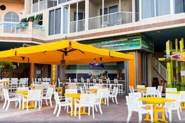 Pink Shell Beach Resort And Marina