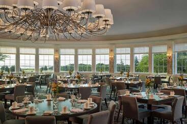 استراحتگاه Seaview, A Dolce