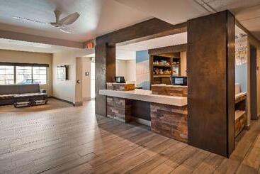 هتل Best Western Beachside Inn