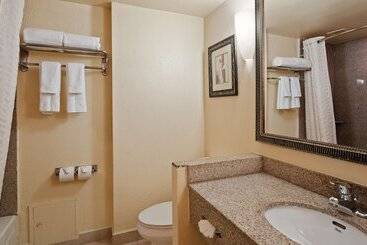 Best Western Plus Hotel & Conference Center