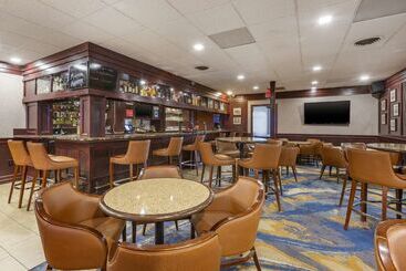 هتل Best Western Plus Butte Plaza Inn