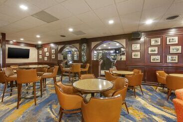هتل Best Western Plus Butte Plaza Inn