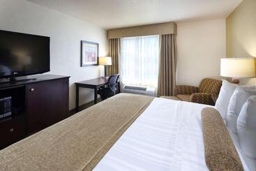 Wyndham Tucson Airport Hotel & Conference Center