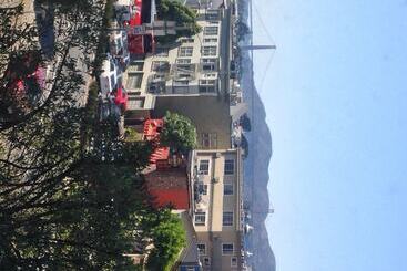 هتل Comfort Inn By The Bay