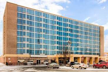 هتل Comfort Inn & Suites Omaha Central