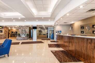 هتل Comfort Inn & Suites Omaha Central
