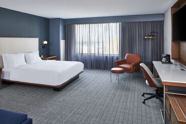 هتل Courtyard By Marriott Detroit Downtown