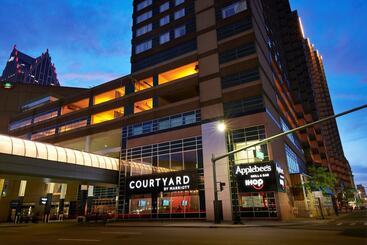 هتل Courtyard By Marriott Detroit Downtown