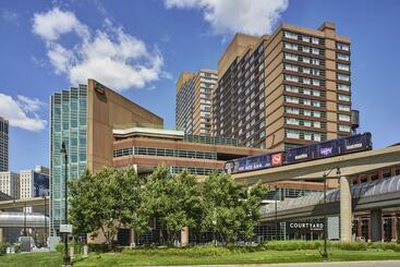 هتل Courtyard By Marriott Detroit Downtown