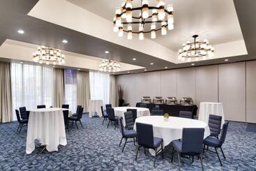 هتل Courtyard By Marriott Ogden