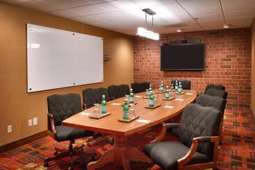 هتل Courtyard By Marriott Ogden