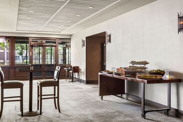 Delta Hotels By Marriott Burlington