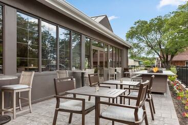 Delta Hotels By Marriott Burlington