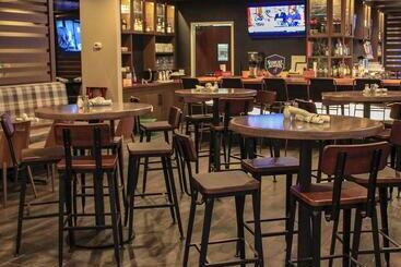 Delta Hotels By Marriott Burlington